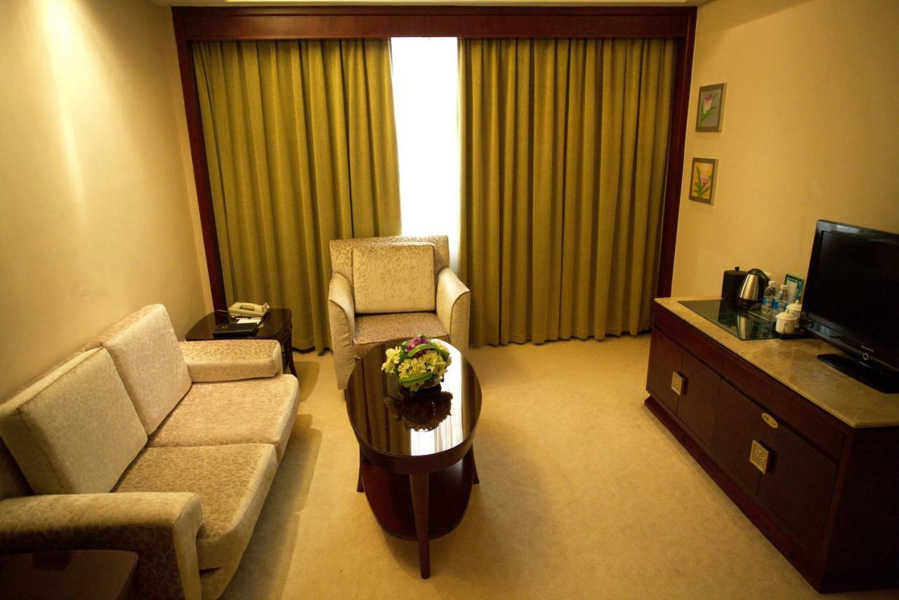 Harbour Metropolis Hotel Foshan Eksteriør billede